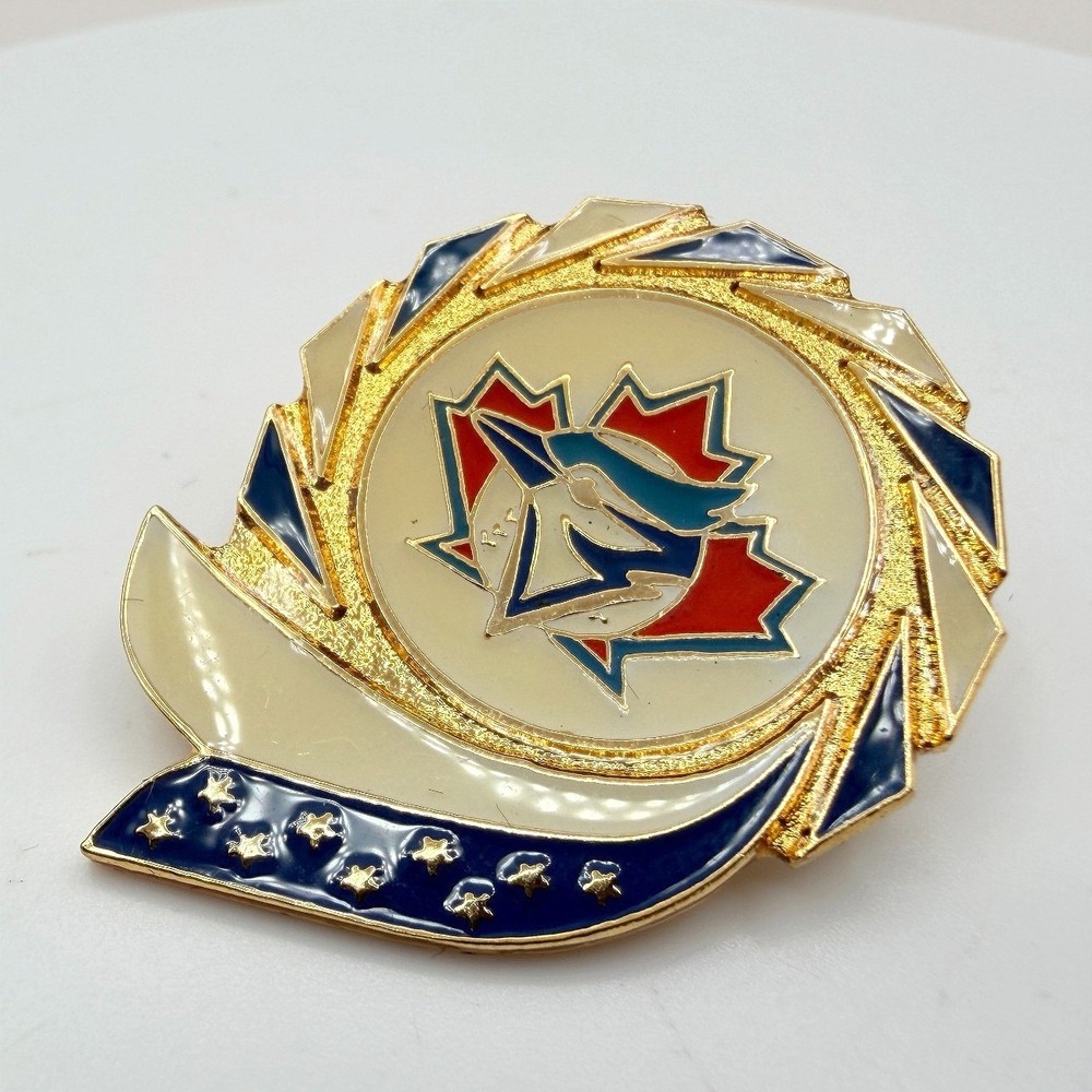 Vintage 1996 Aminco Toronto Blue Jays MLB Pin Gold Tone Enamel Fashion Jewelry